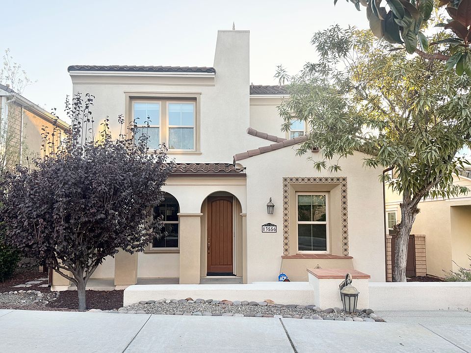 13556 Arroyo Dale Ln San Diego CA 92130